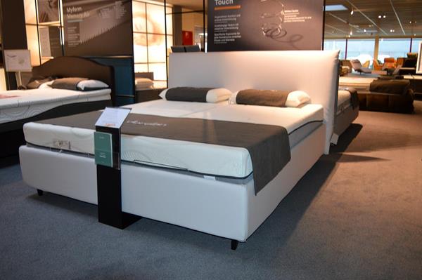 Egon : Gleichgewicht zwischen Schlichtheit und Komfort!